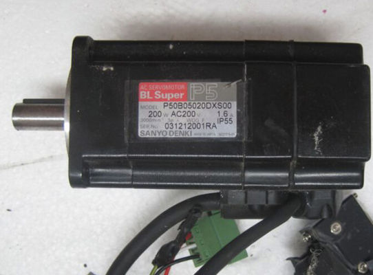 USED P50B05020DXS00 Sanyo Denki Motor 200W AC200V
